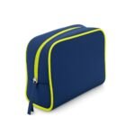 Necessaire em couro sintético